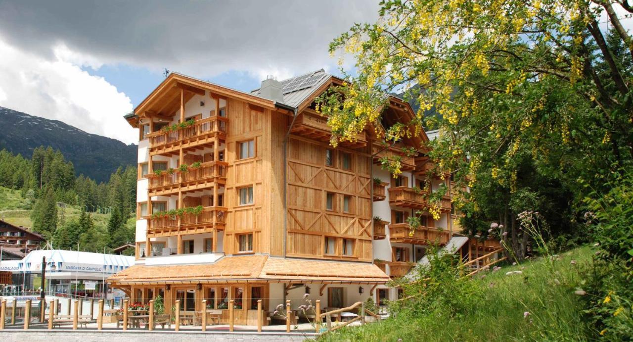 Hotel Campiglio Bellavista Madonna Exterior foto